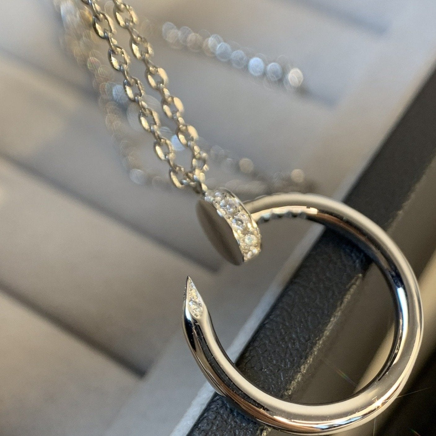 DIANA JUSTE NECKLACE SILVER