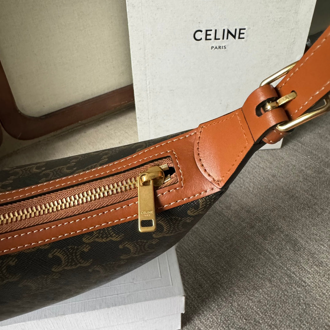 SMALL HELO?SE BAG CUIR 22 IN BLACK TRIOMPHE CANVAS
