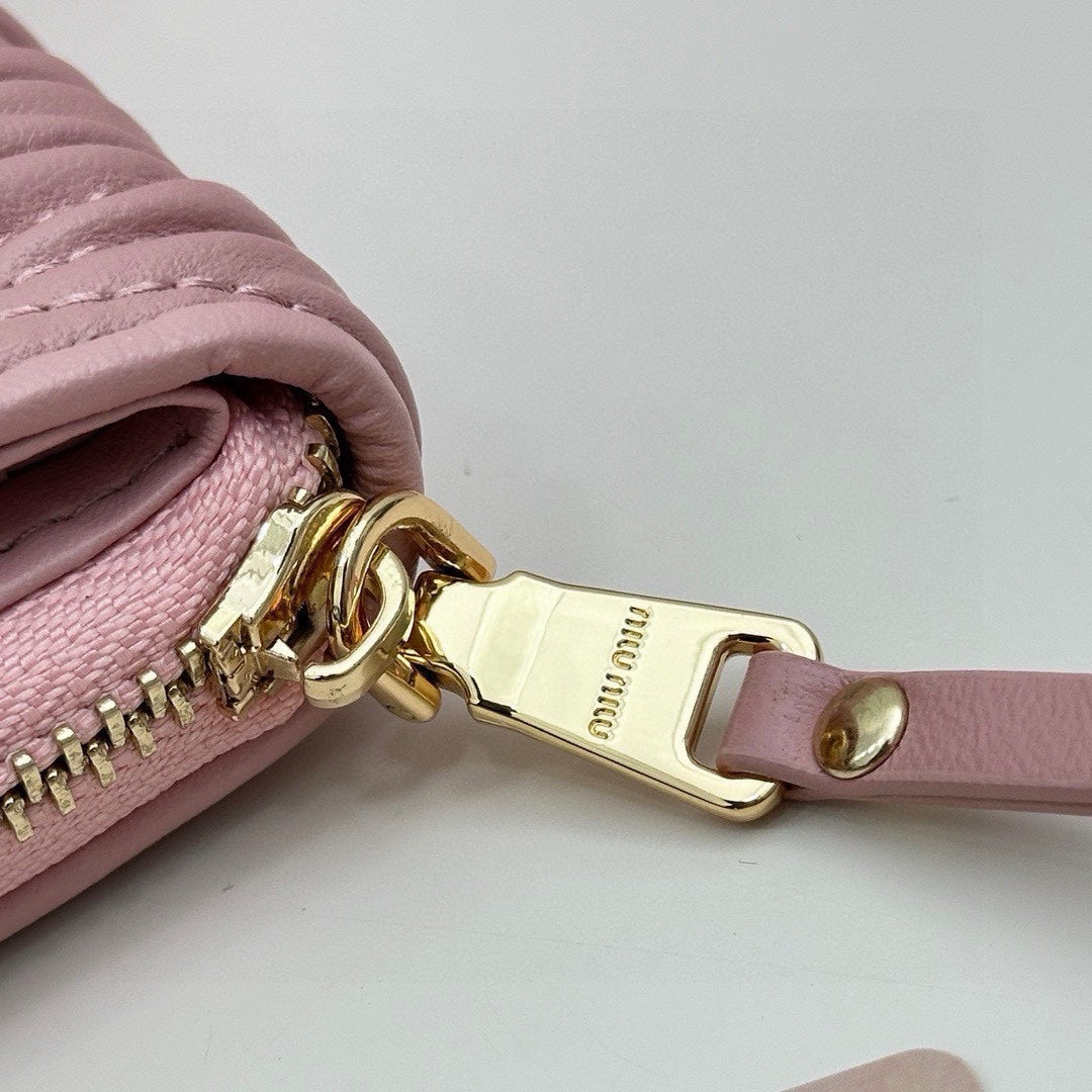 SMALL MATELASS¨¦ WALLET 10 IN BEGONIA PINK LEATHER