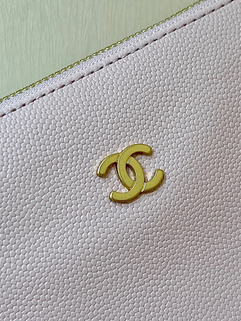 CC 24K Hobo 22 Bag Light Pink Grained Calfskin