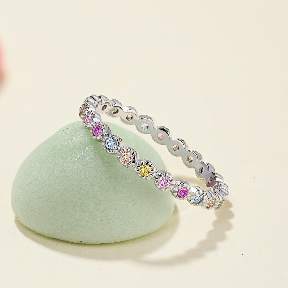[HOT] Bague quotidienne scintillante et éclatante à taille ronde