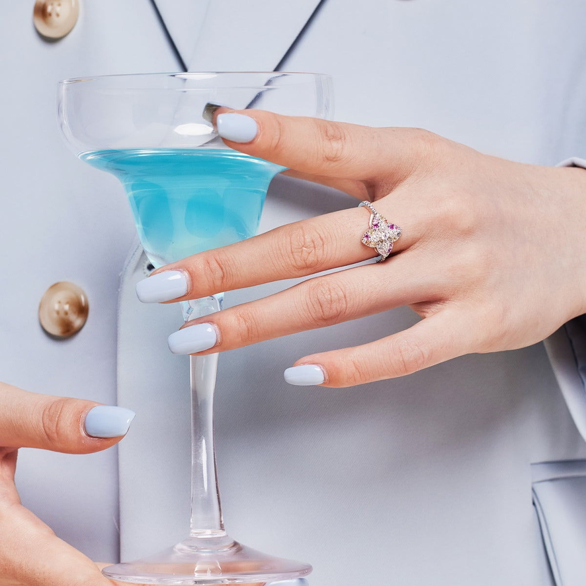 [HOT] Bague de banquet luxueuse en forme de fleur colorée