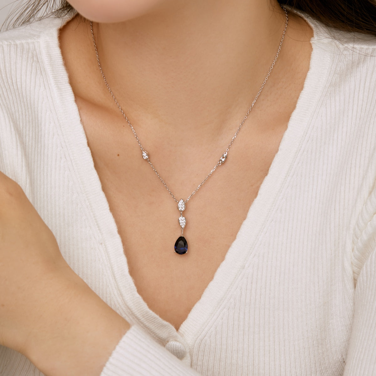 [HOT]Dazzling Pear Cut Necklace