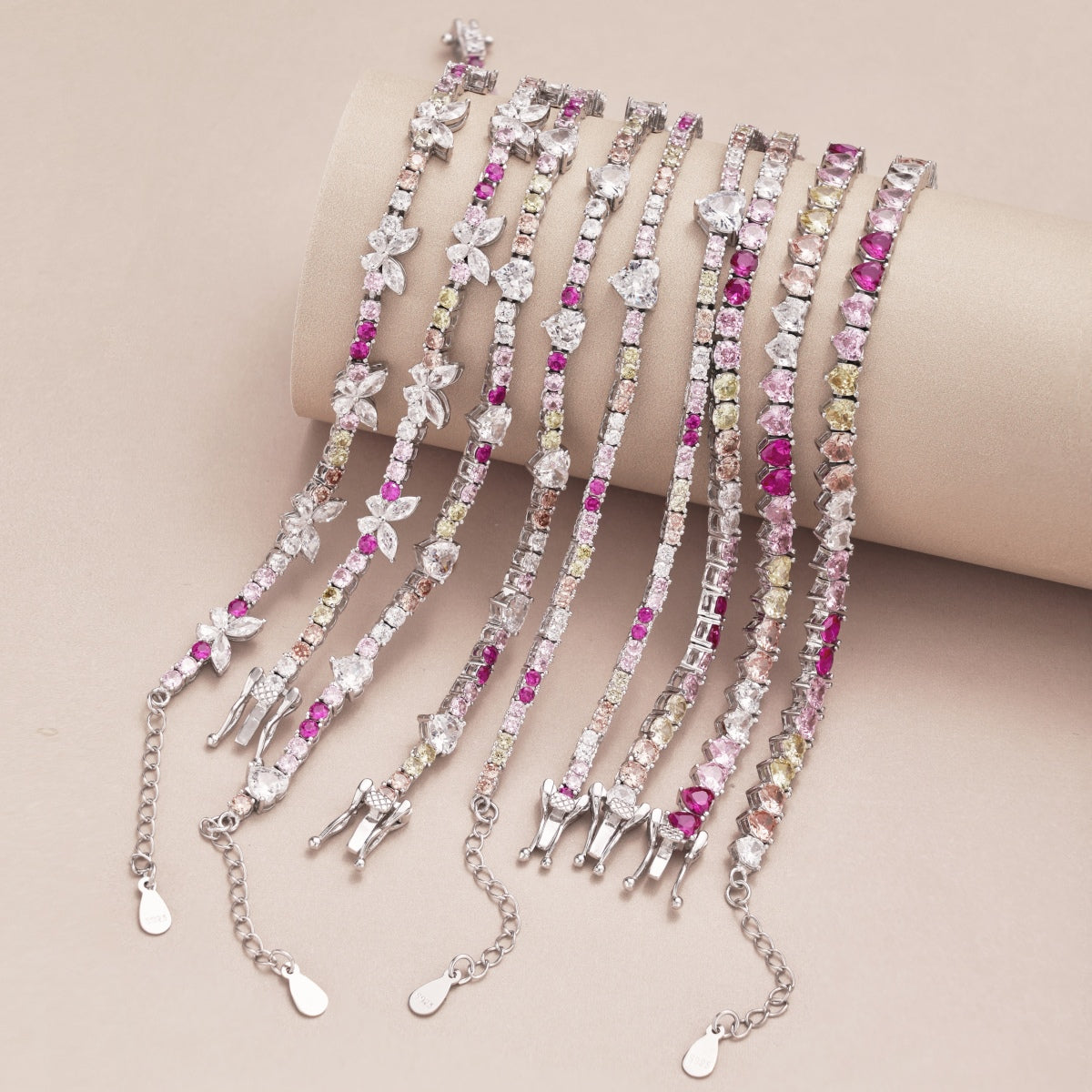 [HOT]Delicate Colorful Emerald Cut Party Bracelet