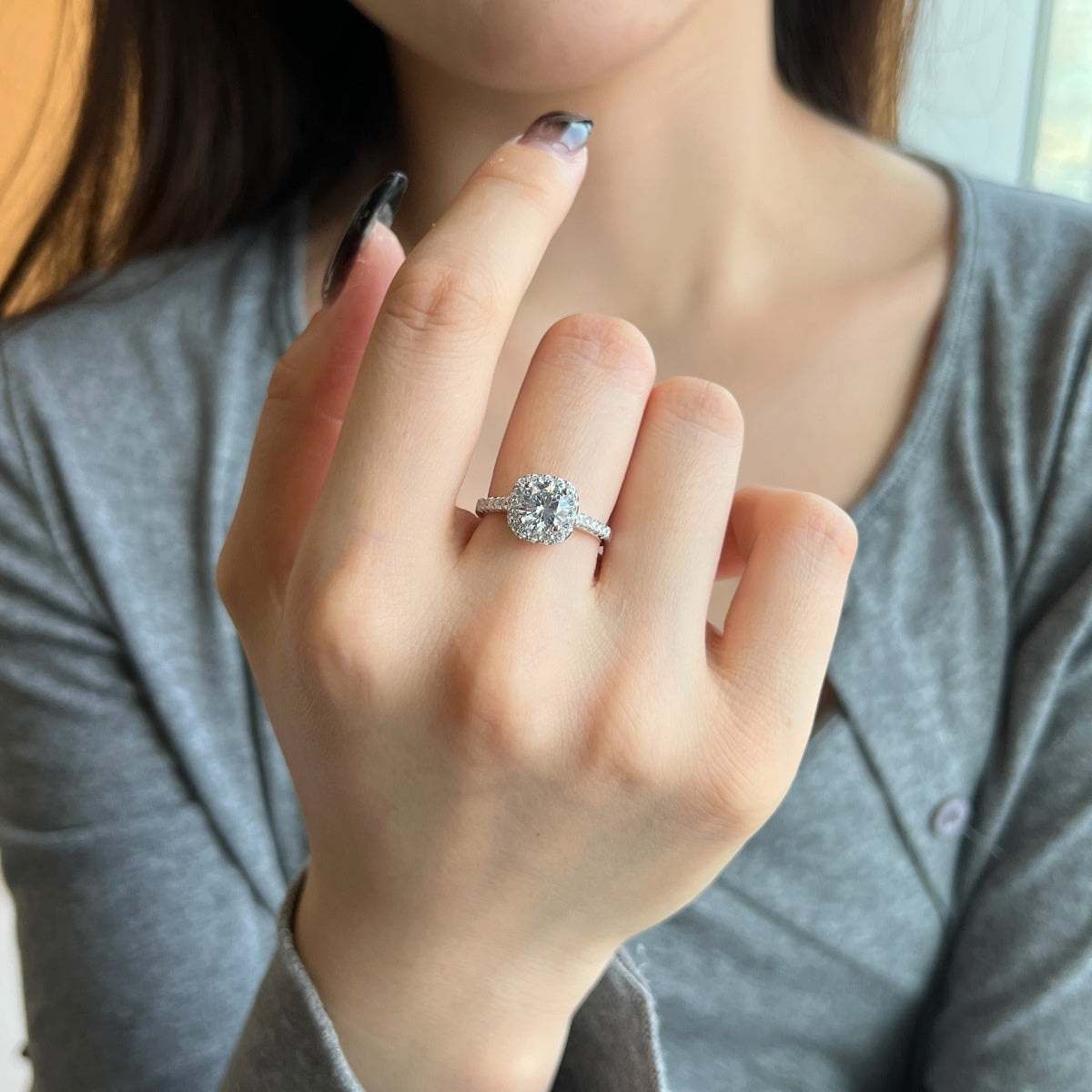 [HOT]Dazzling Resplendent Round Cut Wedding Ring