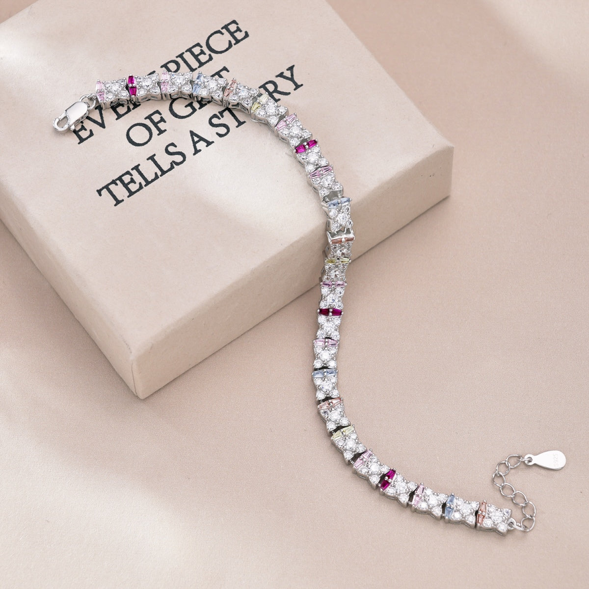 [HOT]Unique Colorful Flower Shape Daily Bracelet