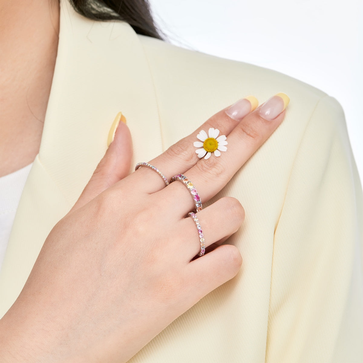 [HOT]Ornate Colorful Round Cut Tennis Ring