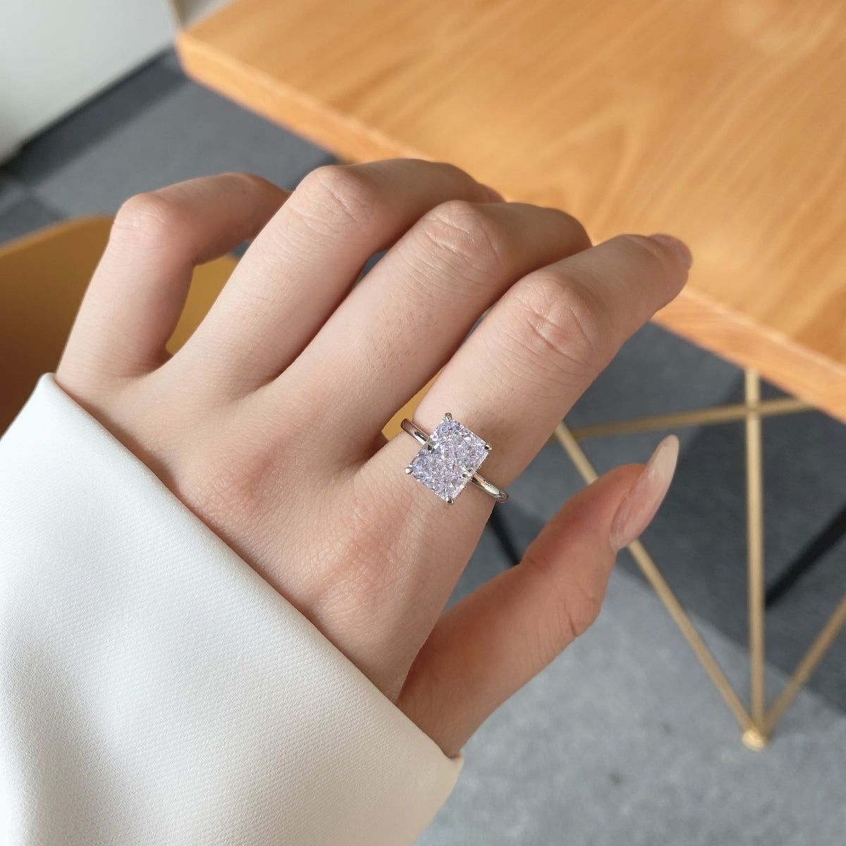 [HOT]4.0 Carat Ornate Enchanting Radiand Cut Banquet Ring