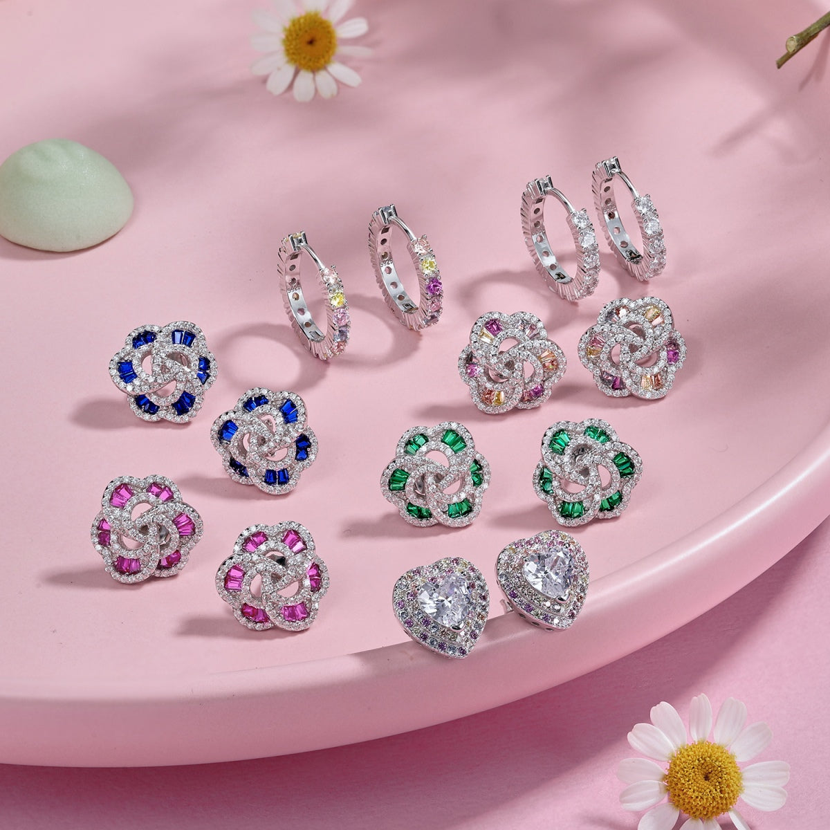 [HOT]Dazzling Heart Shape Lover Earrings