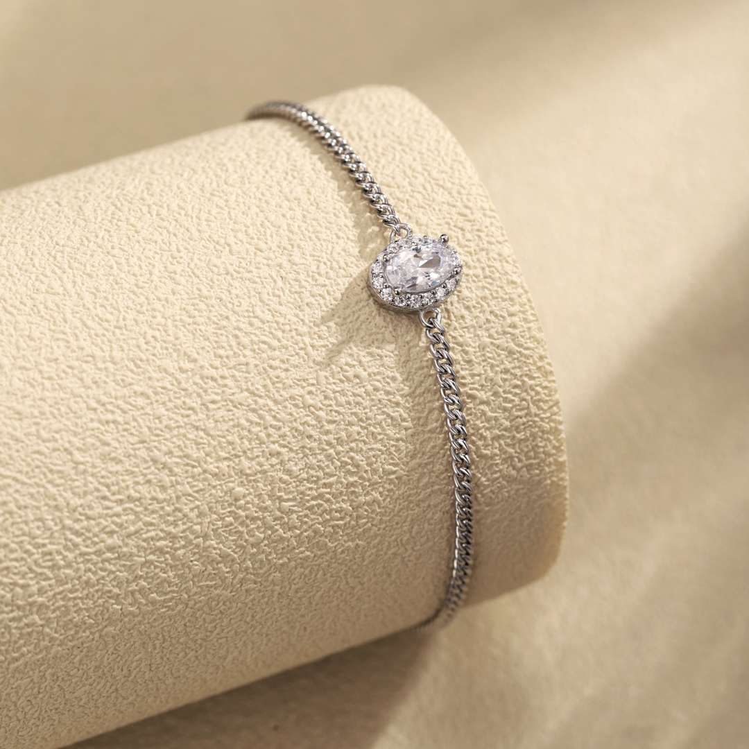 [HOT]Exquisite Oval Shape Bracelet