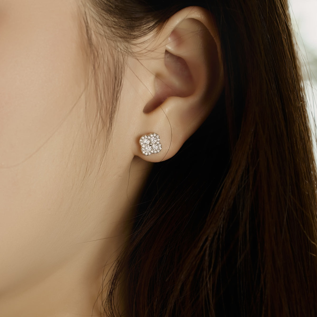 [HOT]Four-Leaf Clover Flower Shaped Earrings
