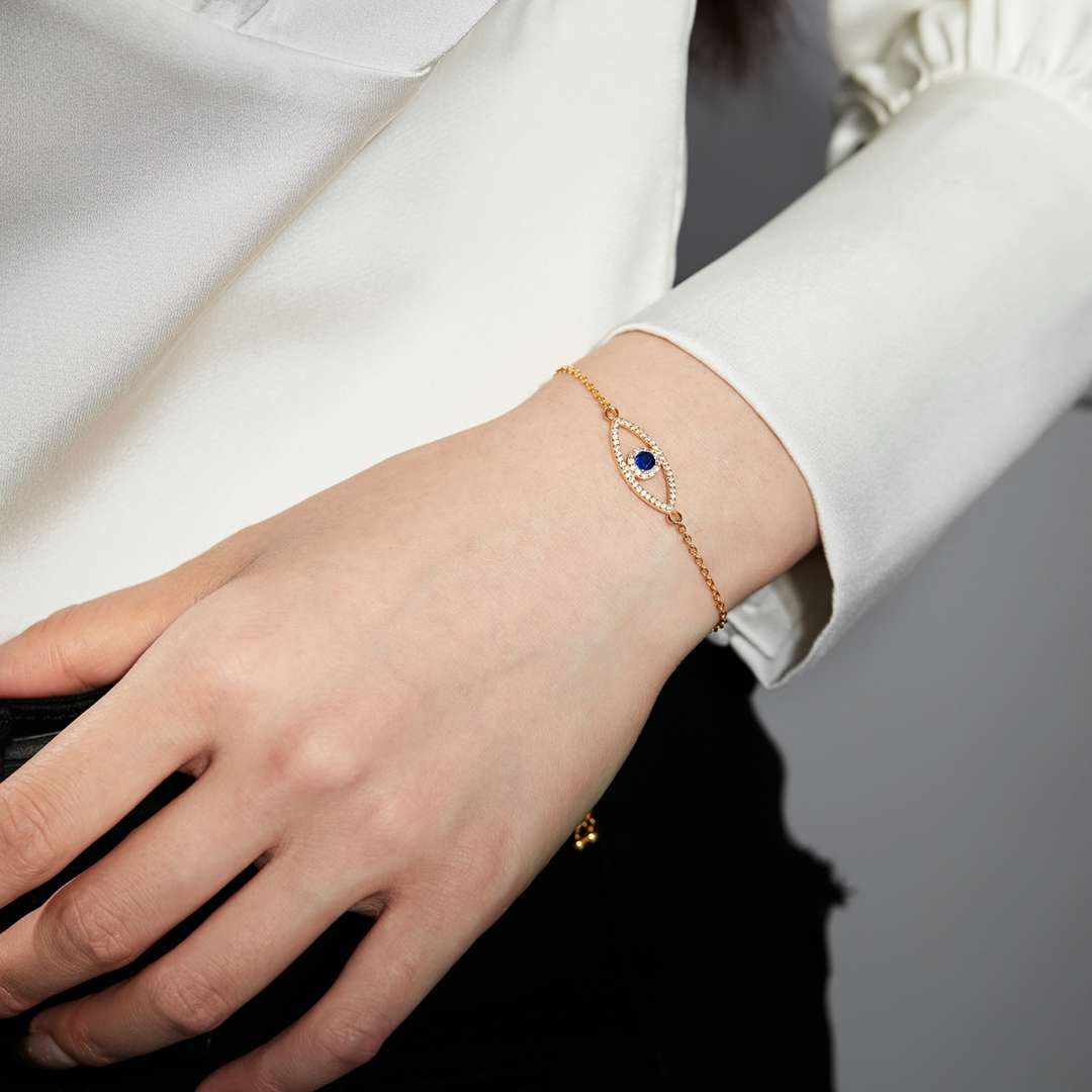 [HOT]Devil's Eye Hollow Design Bracelet