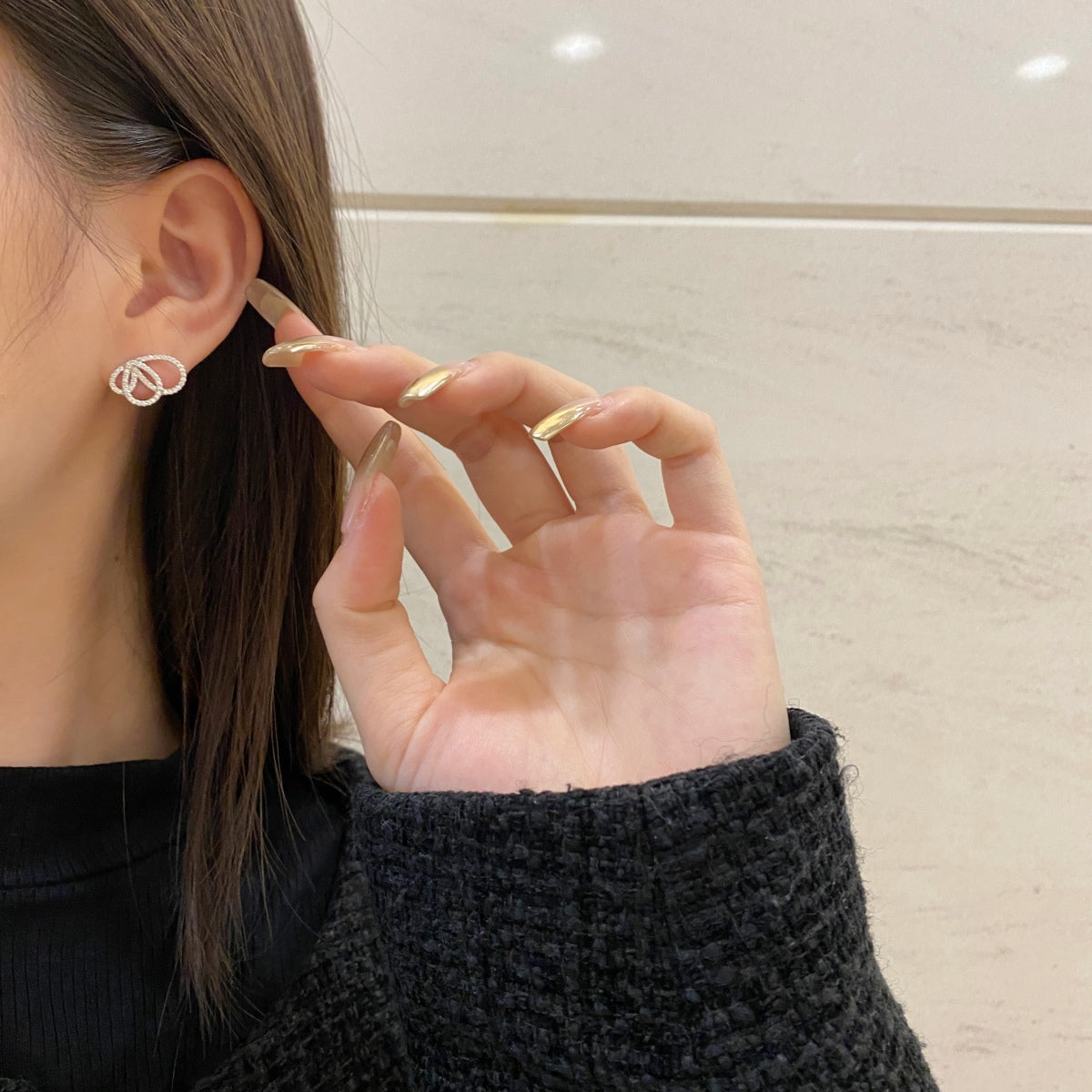 [HOT]Exquisite Butterfly Shape Earrings