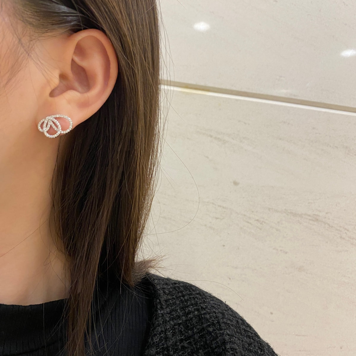 [HOT]Exquisite Butterfly Shape Earrings