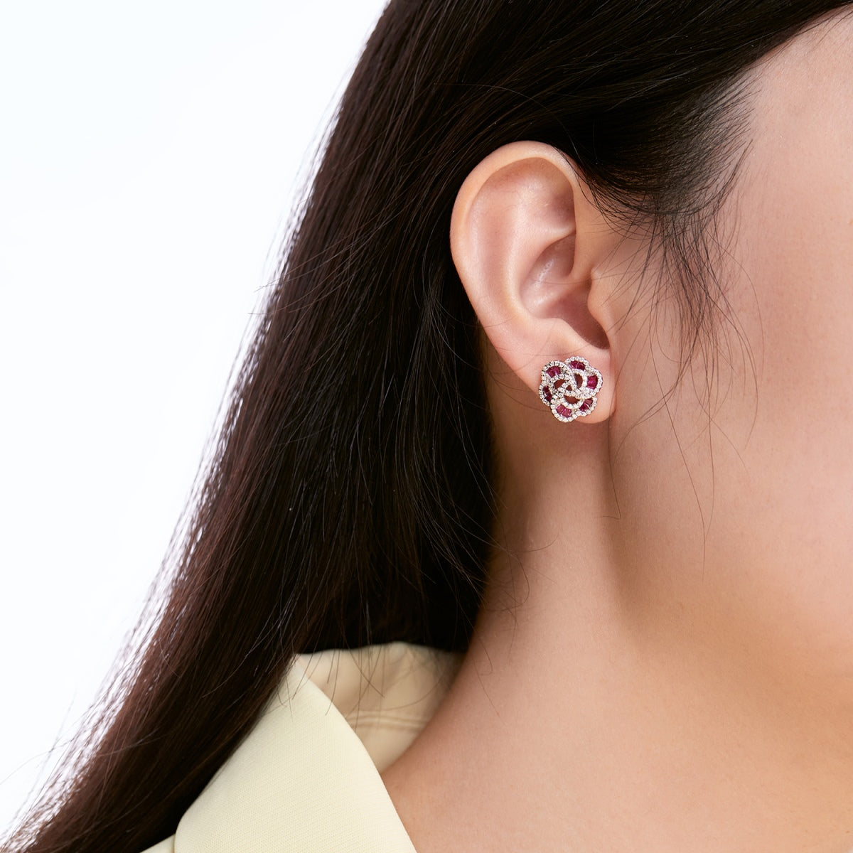 [HOT]Exquisite Flower Shape Daily Earrings
