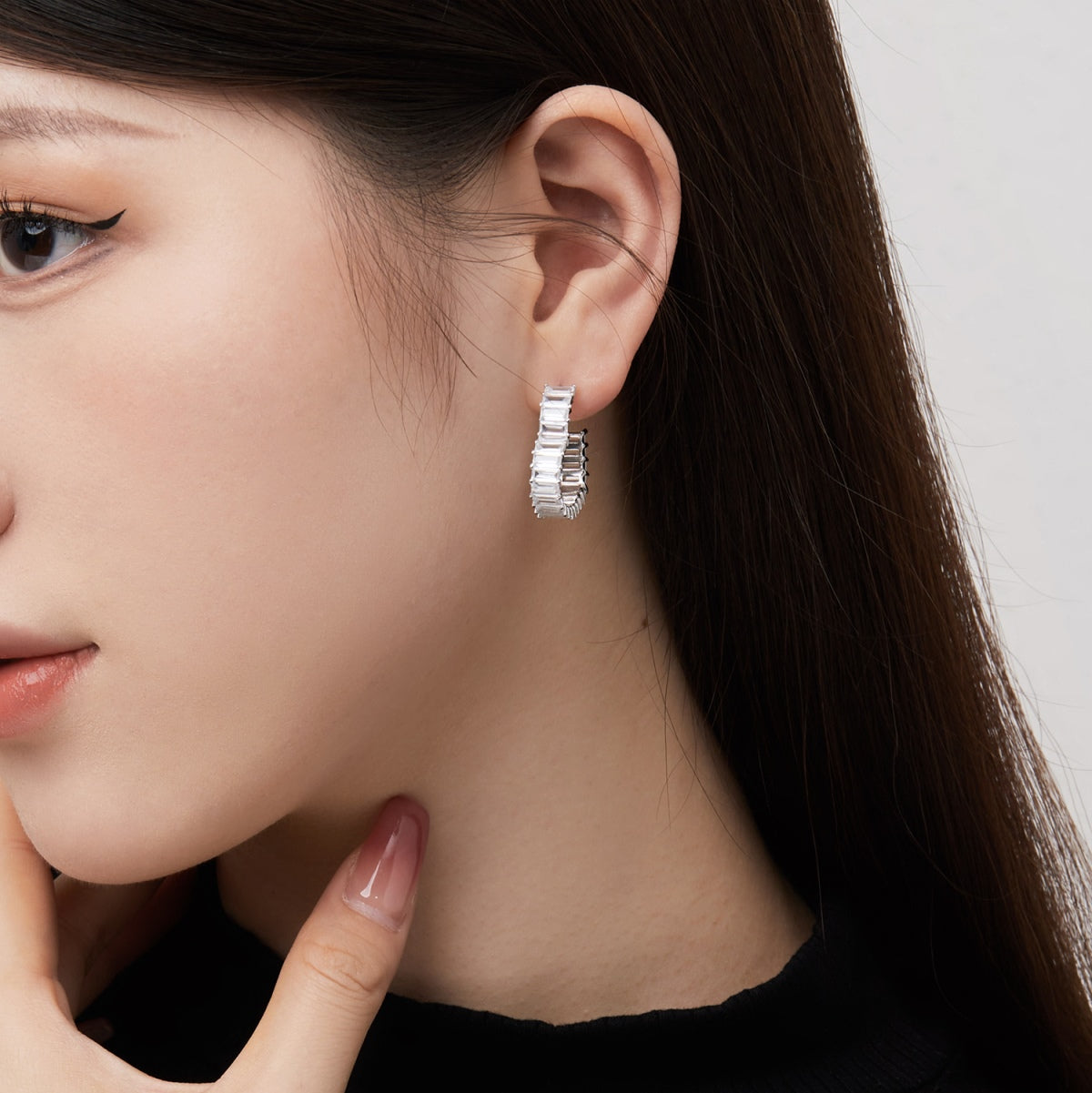 [HOT]Radiant Heart Cutout Earrings