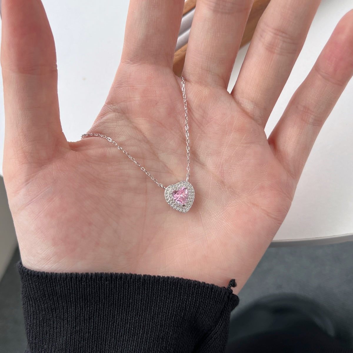 [HOT]Exquisite Heart Shape Necklace