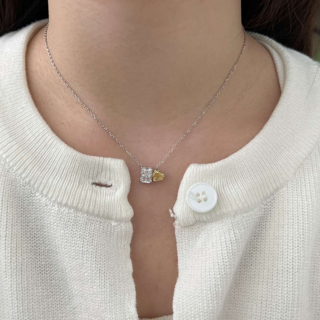 [HOT]Dazzling Square & Heart Shape Necklace