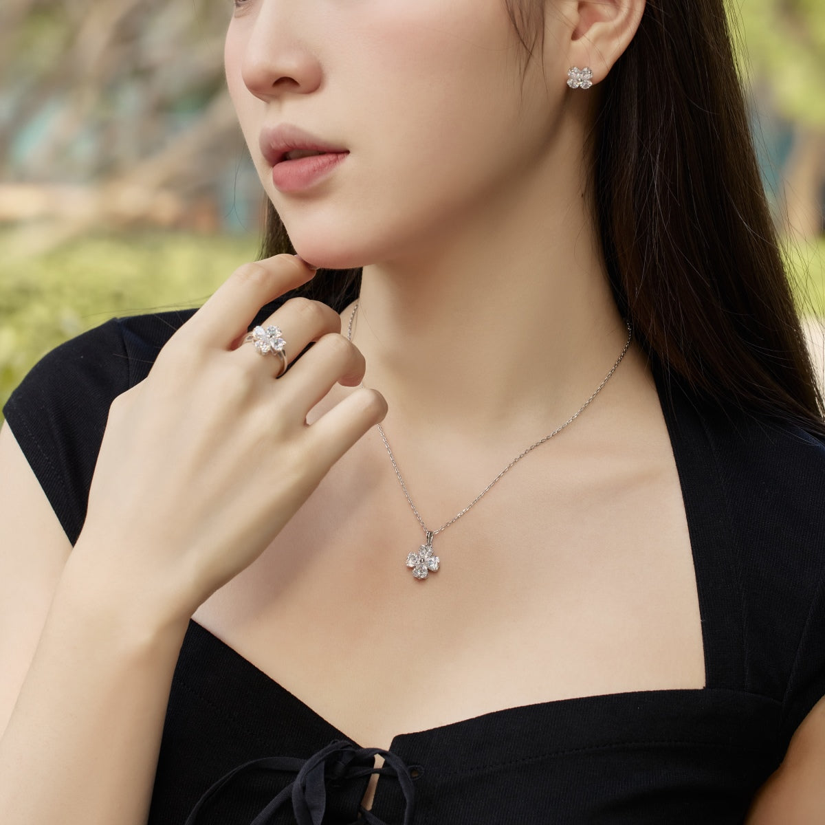 [HOT]Heart-shaped Four-Leaf Clover Ball Ring