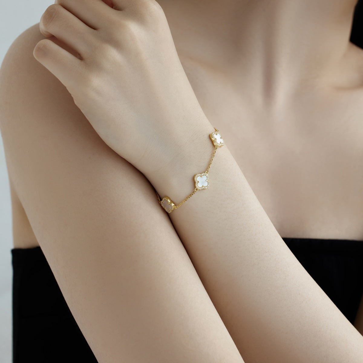 [HOT]Four-Leaf Clover Exquisite Bracelet