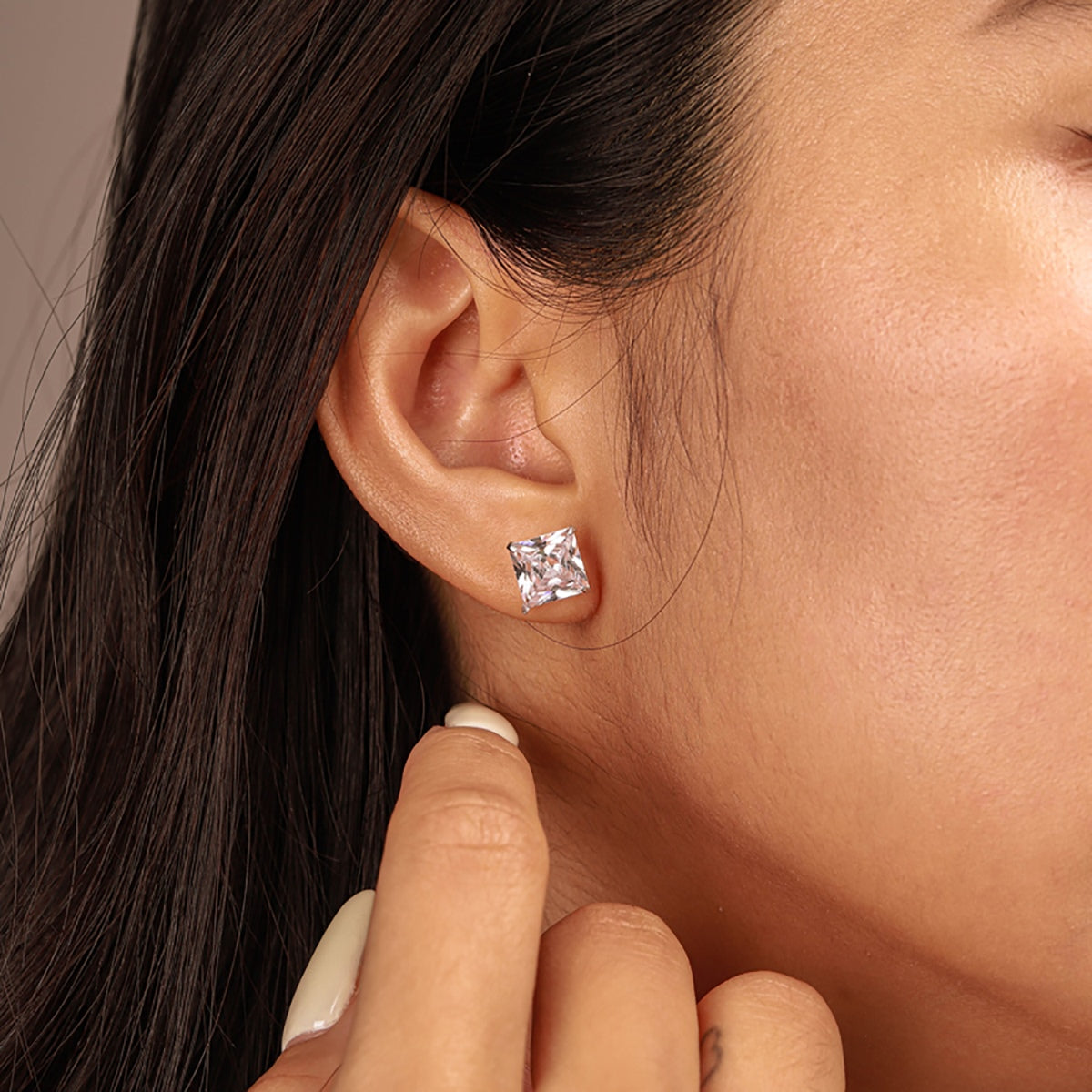 [HOT]Ornate Square Shape Earrings