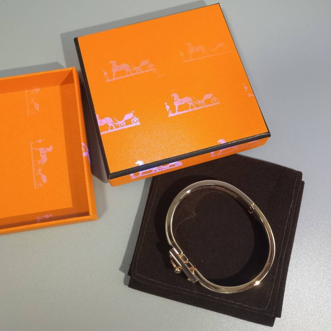 DIANA H GREY BRACELET