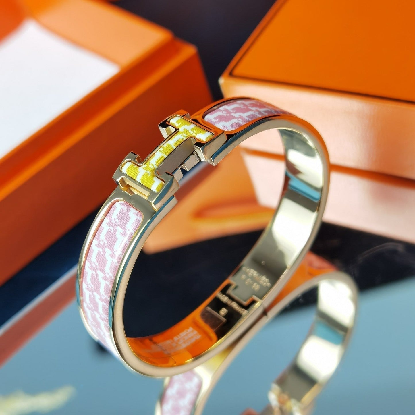 DIANA H HORSE BRACELET 12MM