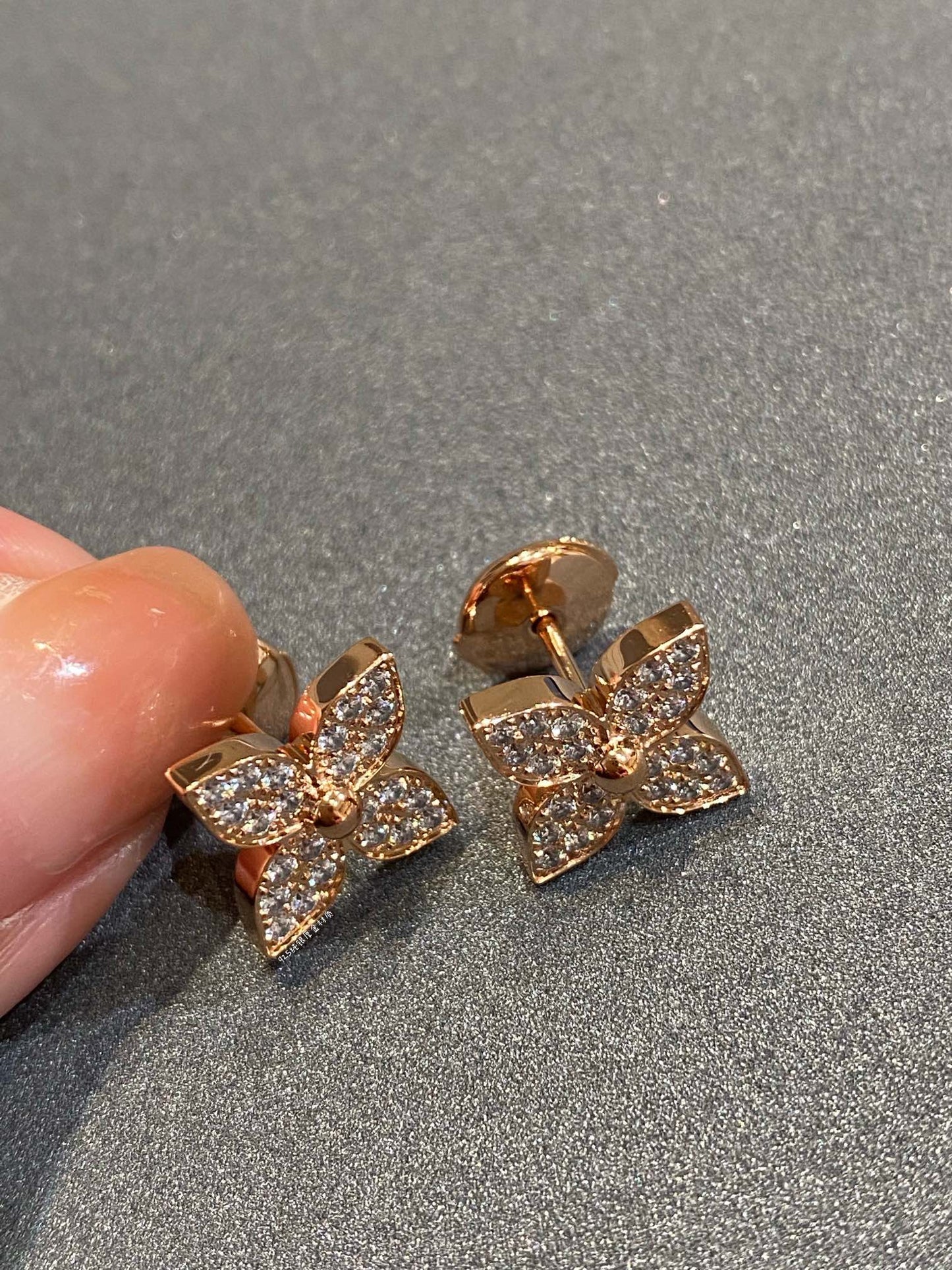 DIANA STAR DIAMOND EARRINGS
