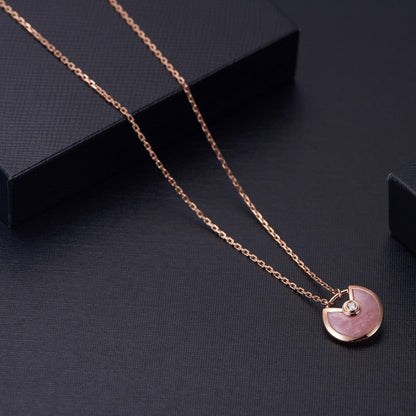 Collier Diana Amulette en or rose et nacre rose
