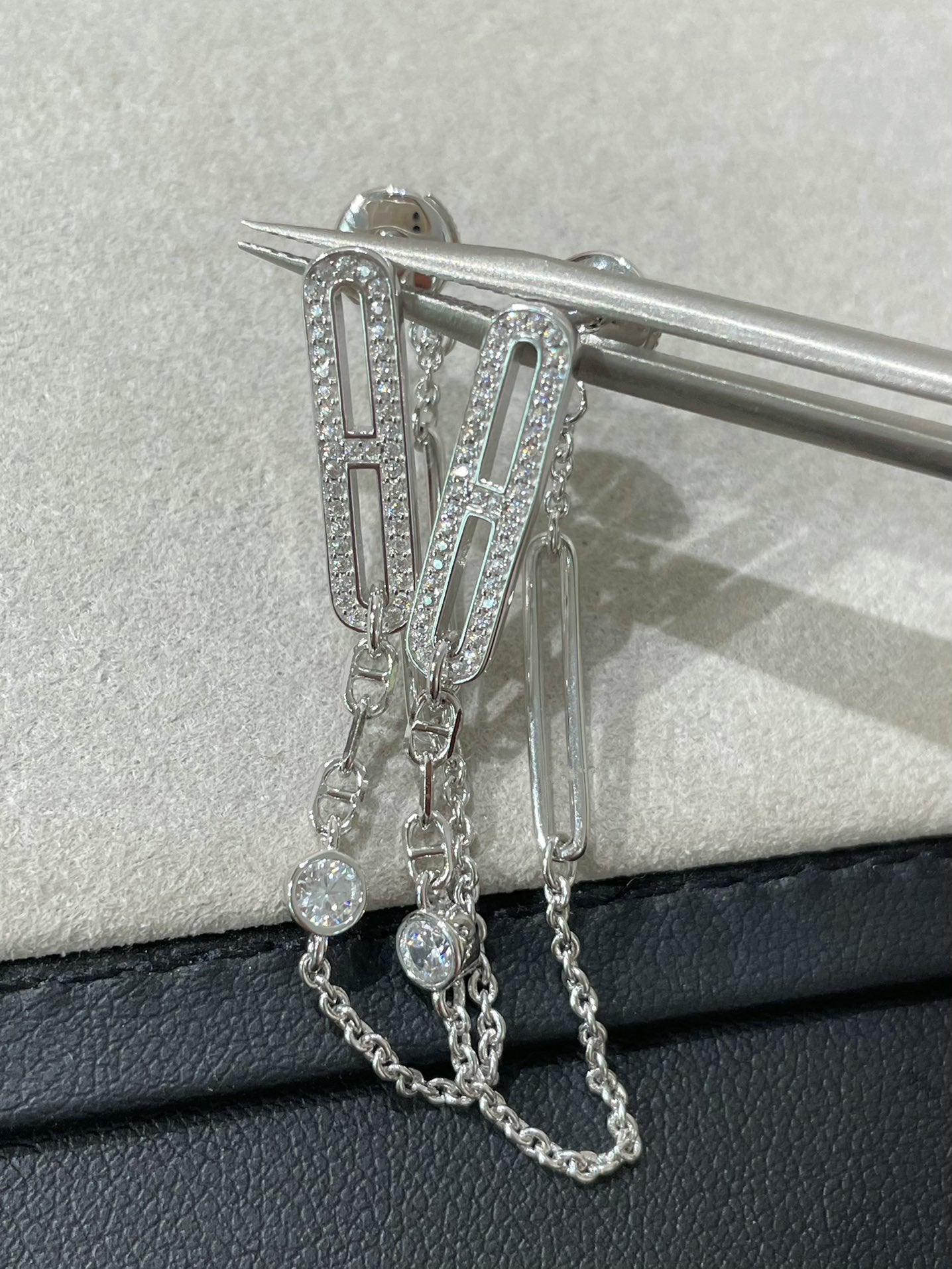 BOUCLES D'OREILLES DIANA CHAINE CHAOS DIAMOND DROP