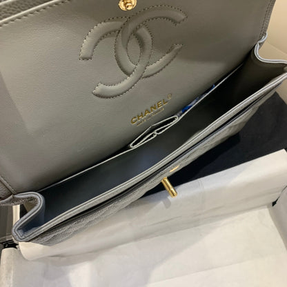 flap bag medium 25 dark grey caviar ghw