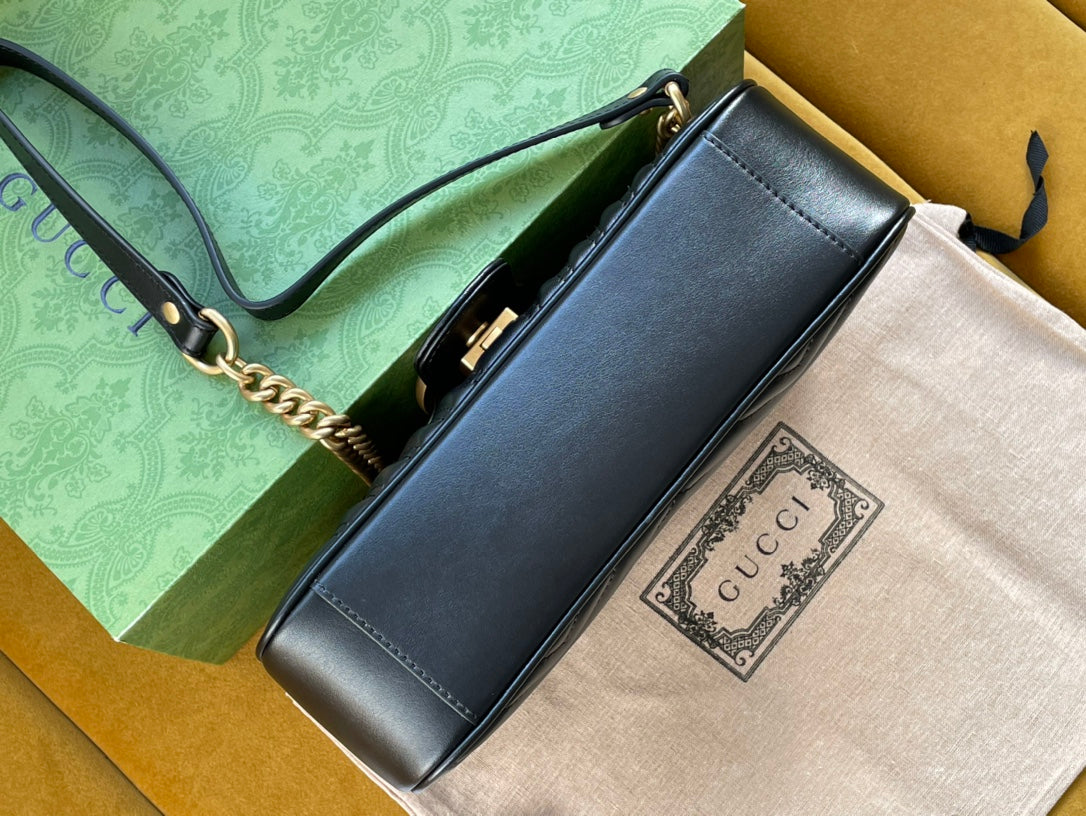 GG MARMONT MATELASS¨¦ LARGE 26 BAG BLACK CALFSKIN