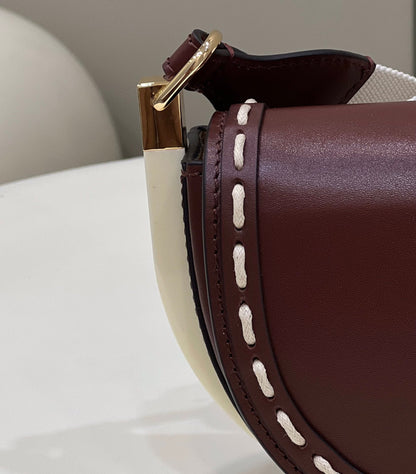MOONLIGHT 19 IN WINE RED SMOOTH CALFSKIN GOLD HARDWARE