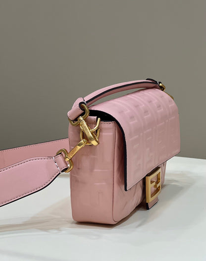 Baguette 27cm Pink Lambskin Gold Hardware