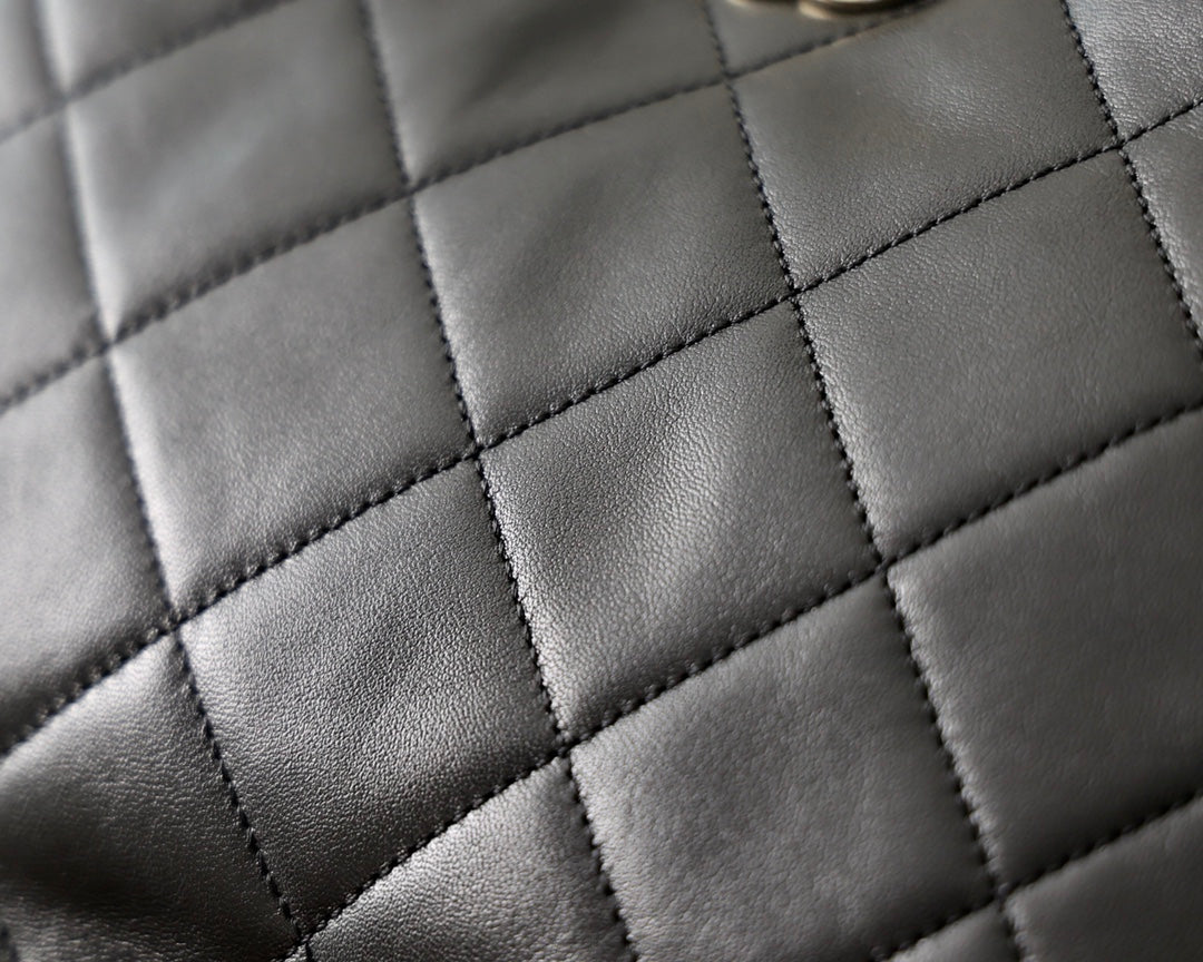 cc hobo bag 26cm black lambskin silver hardware
