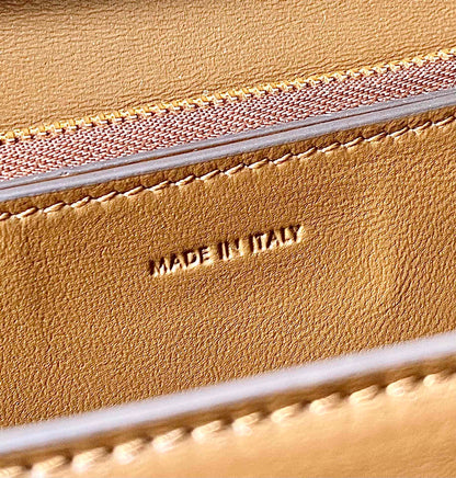 CELINE MEDIUM CLASSIQUE BAG 24CM GOLD CALFSKIN