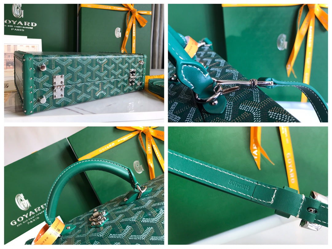 GRAND H?TEL TRUNK BAG 24 IN GREEN GOYARDINE CANVAS AND CALFSKIN