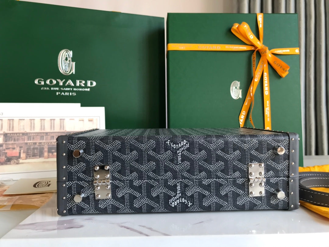 GRAND H?TEL TRUNK BAG 24 IN GREY BLACK GOYARDINE CANVAS AND CALFSKIN