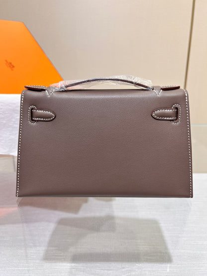 HM KELLY POCHETTE 22CM ETAN SWIFT GOLD HARDWARE