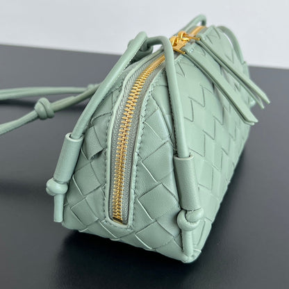 BV Concert Pouch 18.5cm Light Green Lambskin