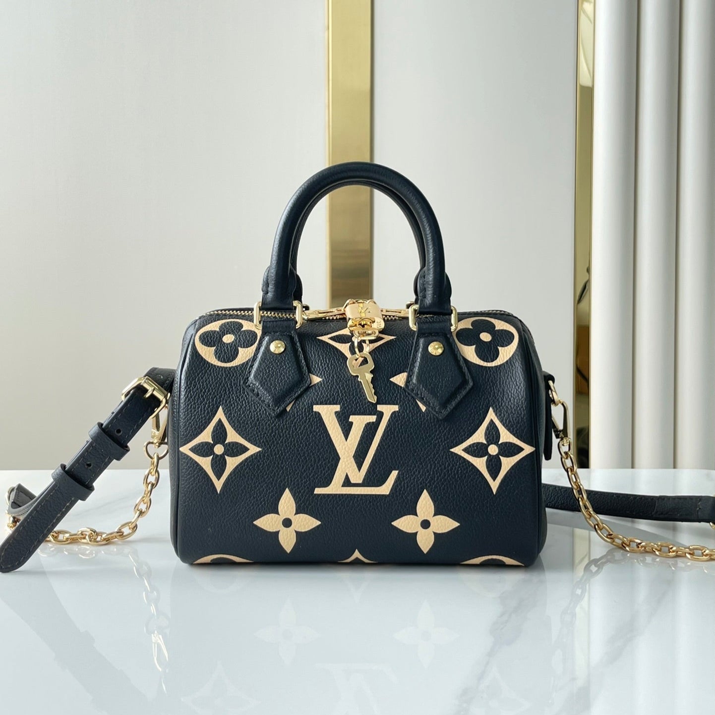 SPEEDY BANDOULI¨¨RE 20 IN BLACK CREAM MONOGRAM EMPREINTE LEATHER GOLD HARDWARE