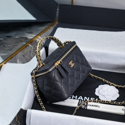 CC 24A Vanity Top Handle 16cm Black Grained Calfskin Gold Hardware