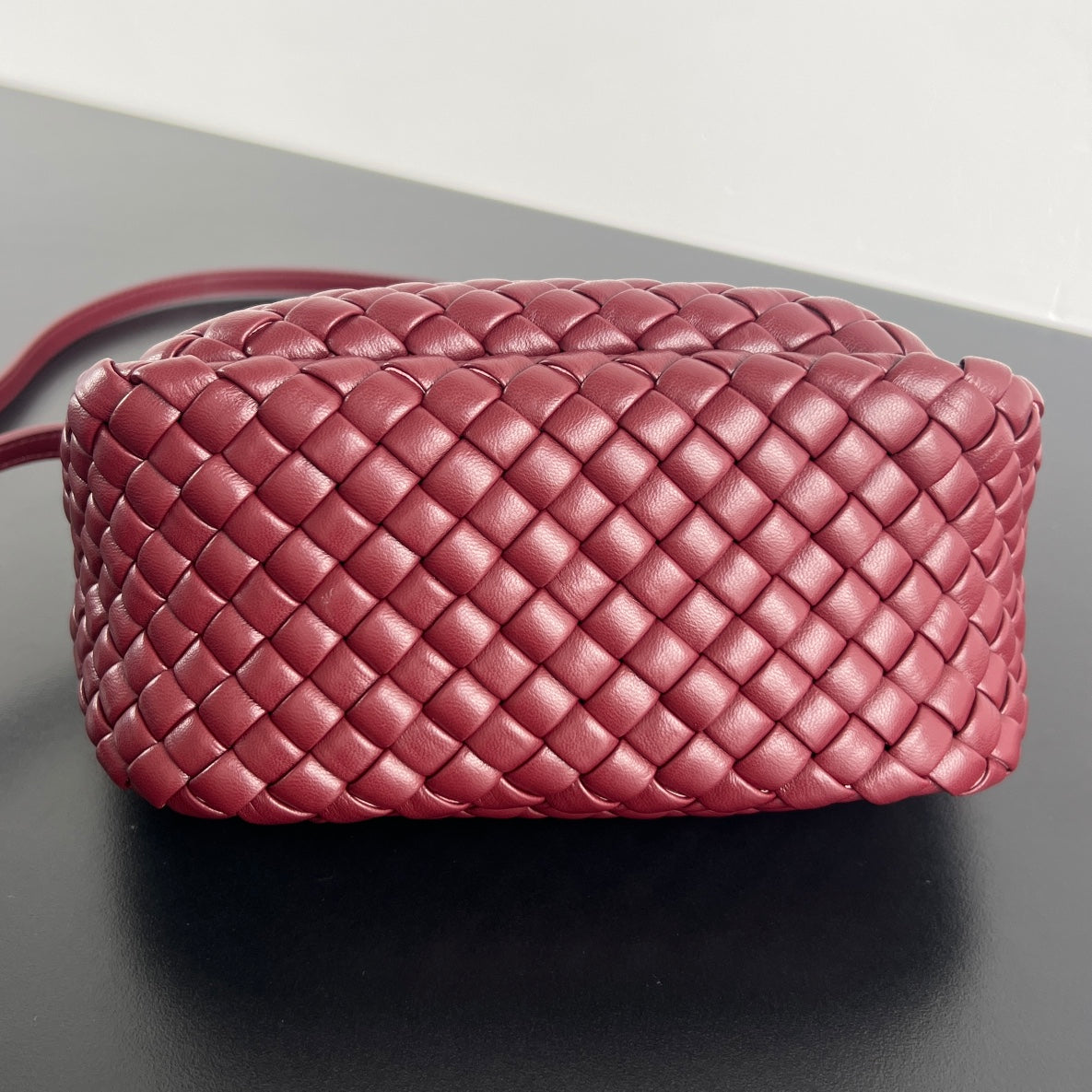 BV Small Cobble Top Handle 23cm Dark Red Lambskin