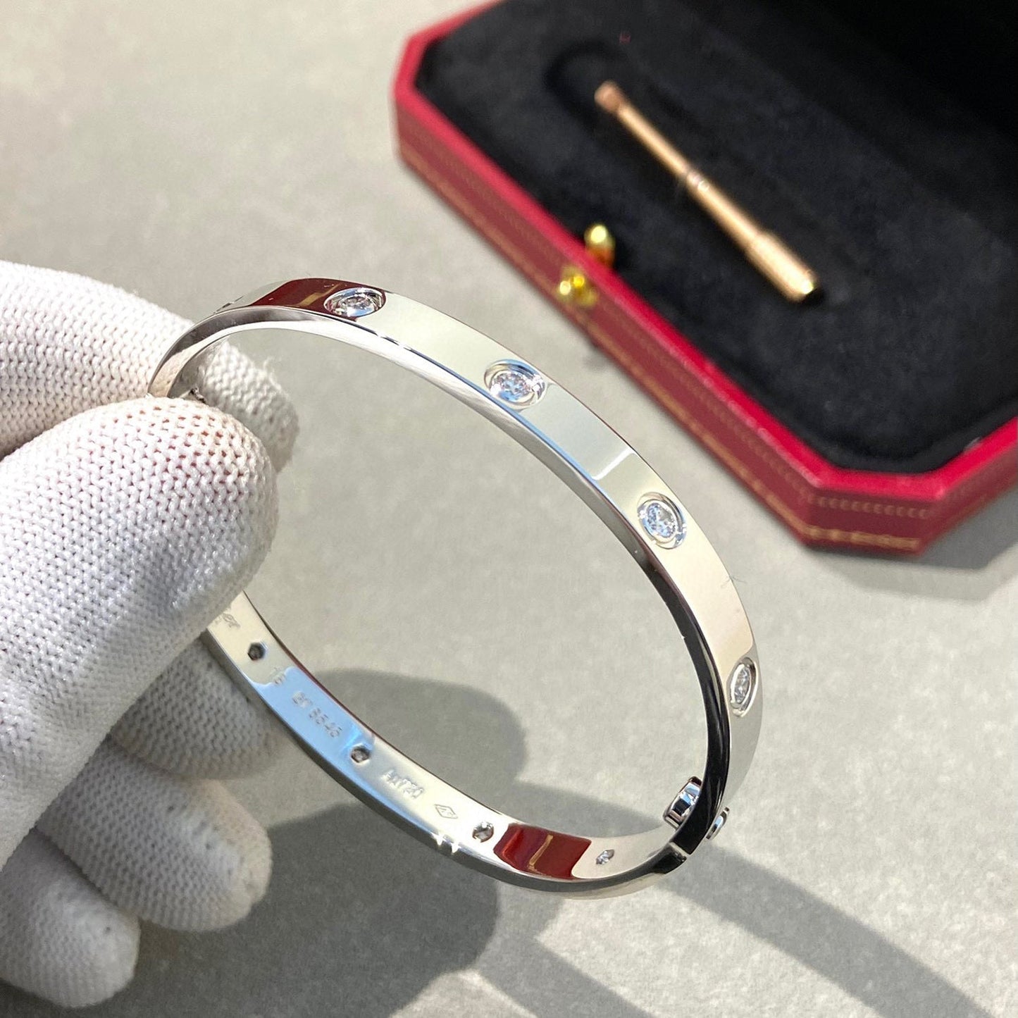 DIANA LOVE BRACELET 6.1MM 10 DIAMONDS