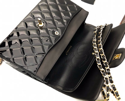 CLASSIC JUMBO FLAP BAG 30CM BLACK PATENT CALFSKIN GOLD HARDWARE