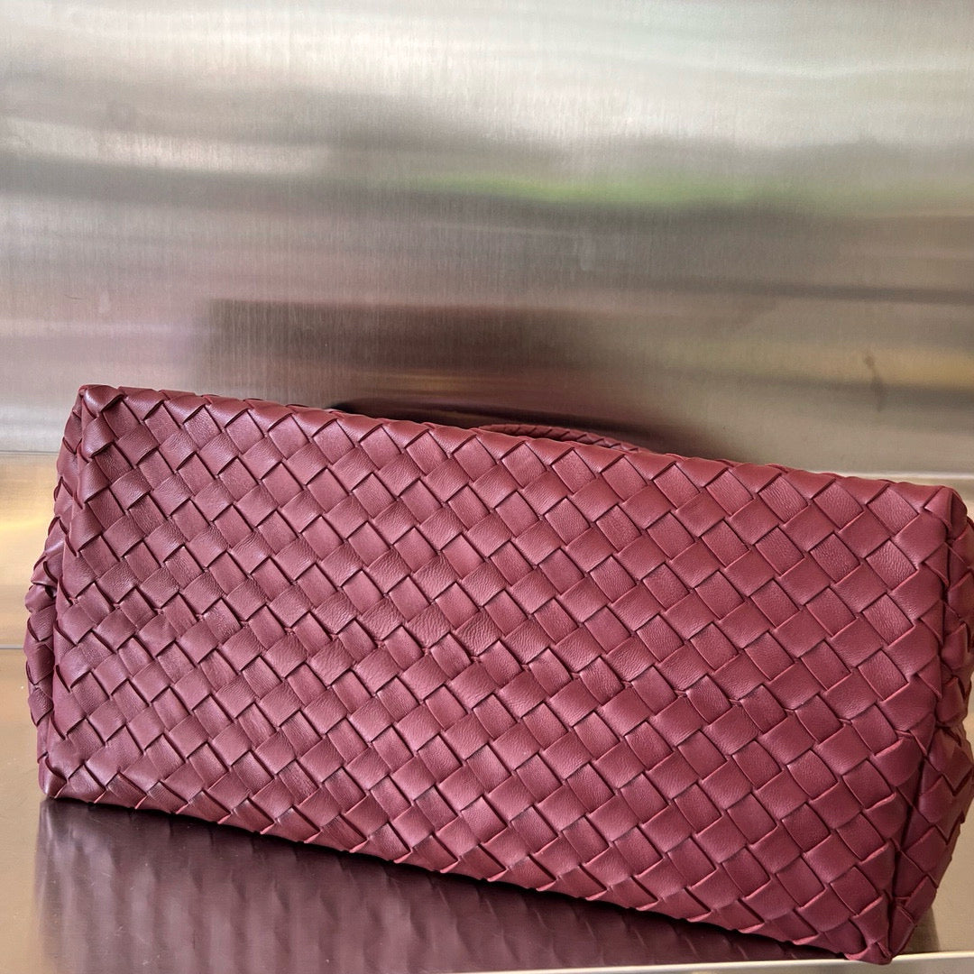 BV LARGE ANDIAMO 45CM DARK RED LAMBSKIN