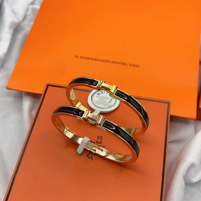 DIANA CLASSIC HM CLIC BLACK 8MM ENAMEL BRACELET