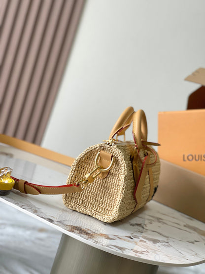 KEEPALL BANDOULI¨¨RE 25 IN BEIGE CROCHETED RAFFIA AND CALFSKIN TRIM