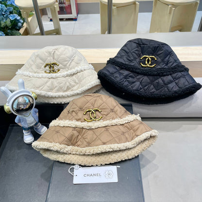 BUCKET HAT IN CAMEL BROWN LAMB WOOL AND THICK COTTON 431684