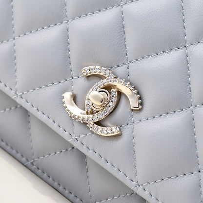 CC 24K Woc Top Handle 19cm Light Grey Lambskin Light Gold Hardware